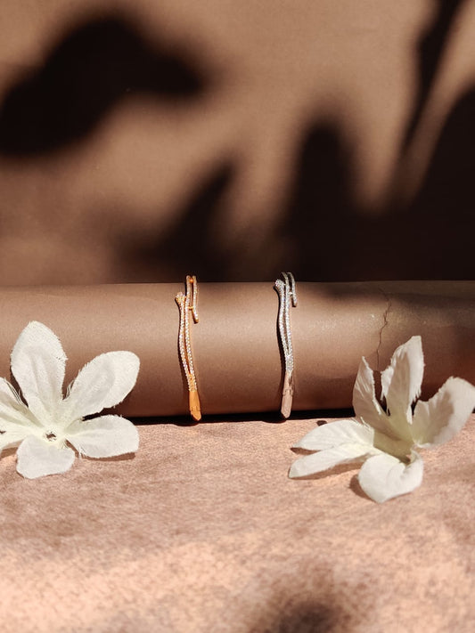 "Dual-Tone Nail Bangle Set in Rose Gold & Silver Finish"